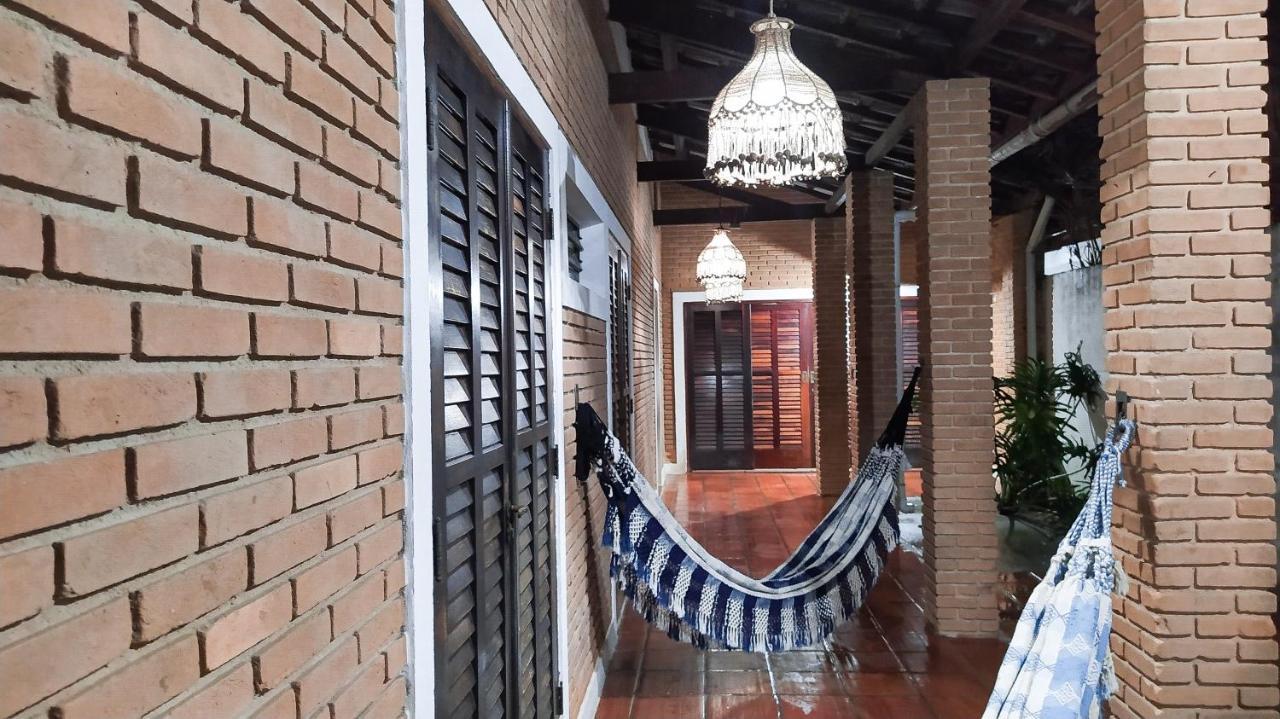 Suites Na Praia Do Itagua Conchegouba 우바투바 외부 사진