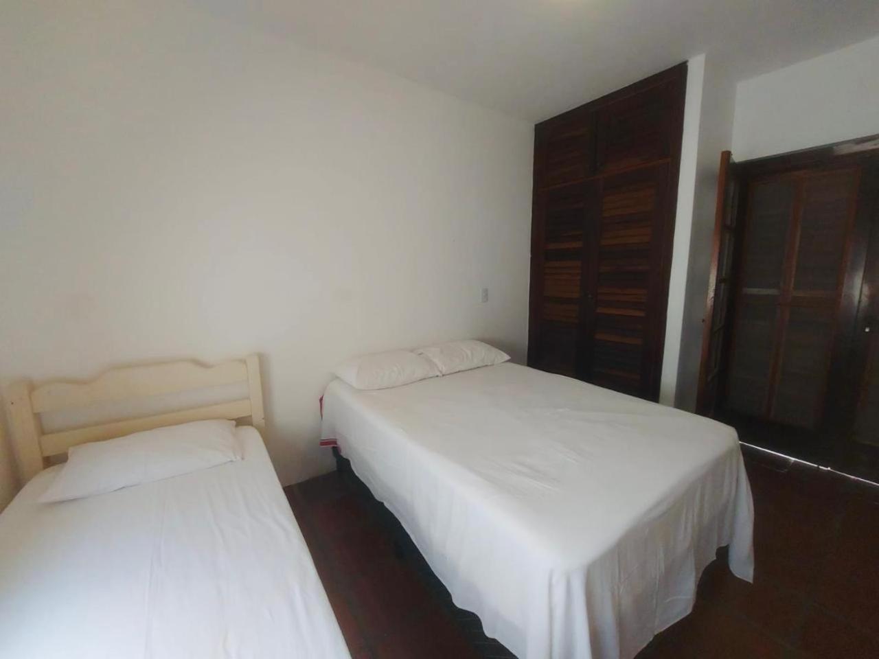 Suites Na Praia Do Itagua Conchegouba 우바투바 외부 사진