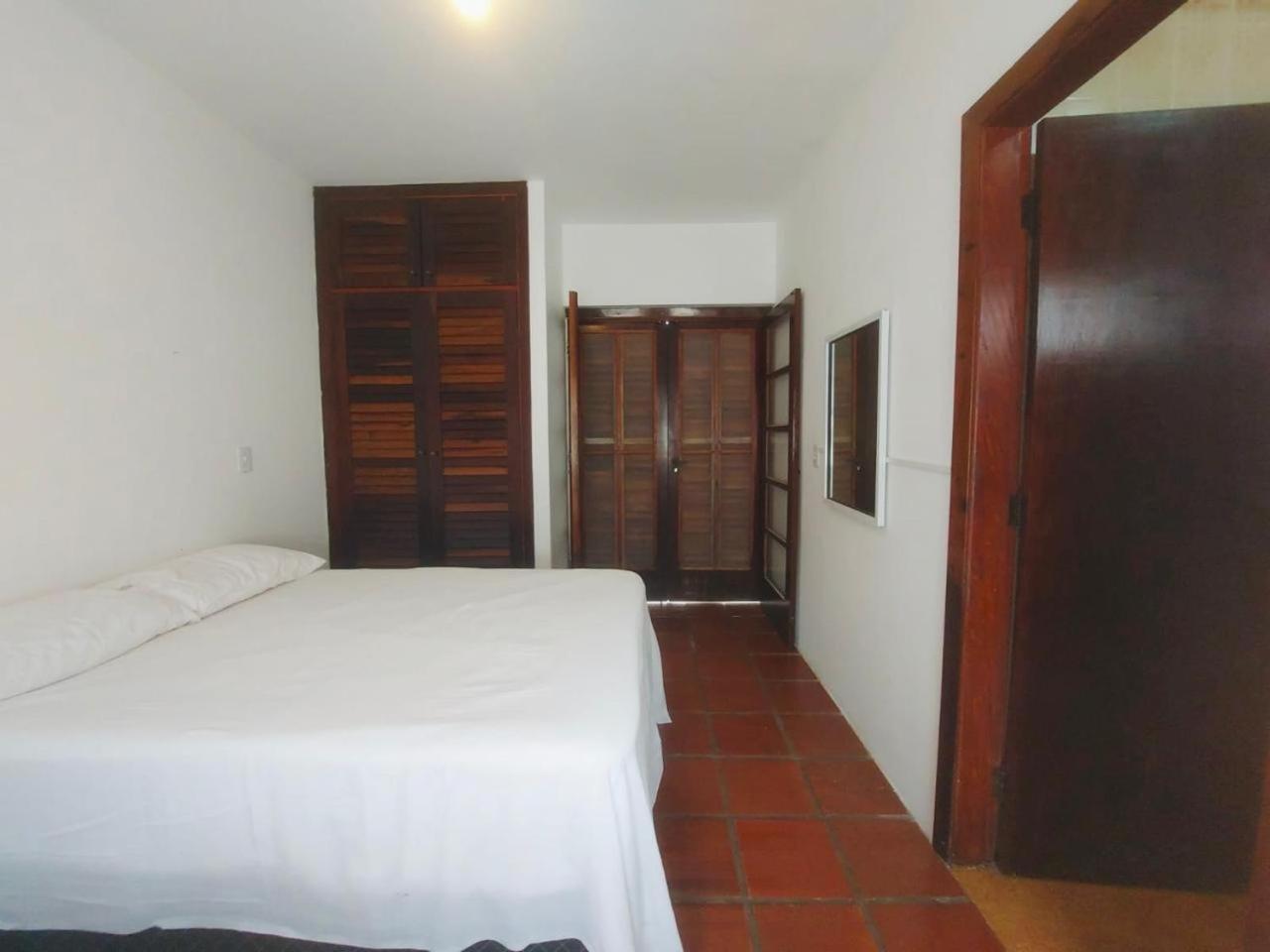 Suites Na Praia Do Itagua Conchegouba 우바투바 외부 사진